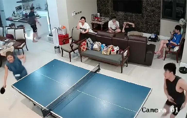 Een kus van een tafeltennis batje