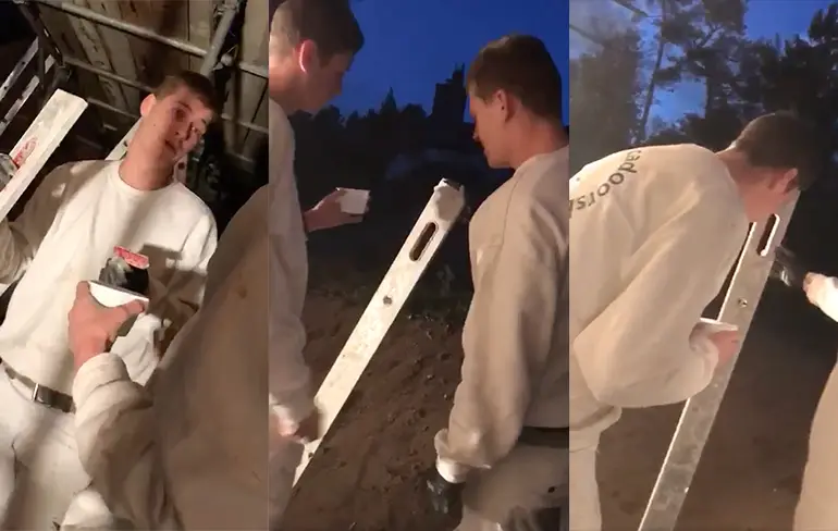 Een van de belangrijkste taken tijdens een klus: Waterpas bijvullen...