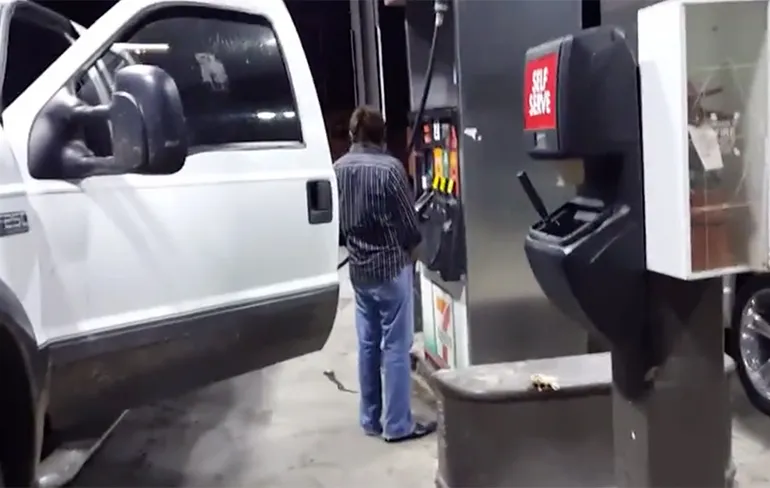 Eh meneer, je kunt hier niet pissen...