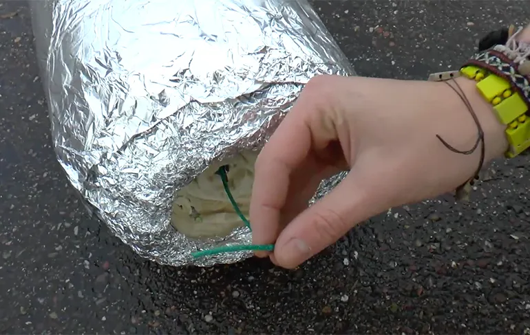 En ziet een KAS suiker rookbom van 14 kilo er uit!