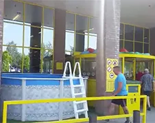 Even zwembad bij Van Cranenbroek uitproberen!