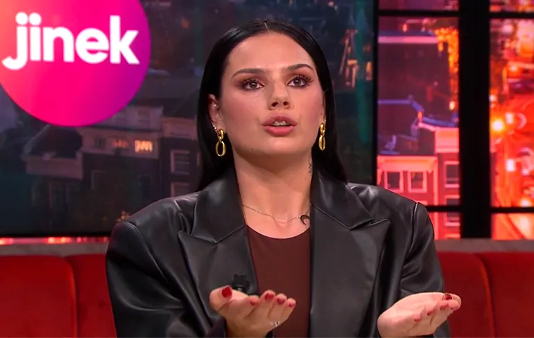 Famke Louise reageert bij Jinek op kritiek over #ikdoenietmeermee