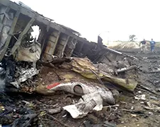 Foto's rampplek Boeing 777 in de Oekraïne