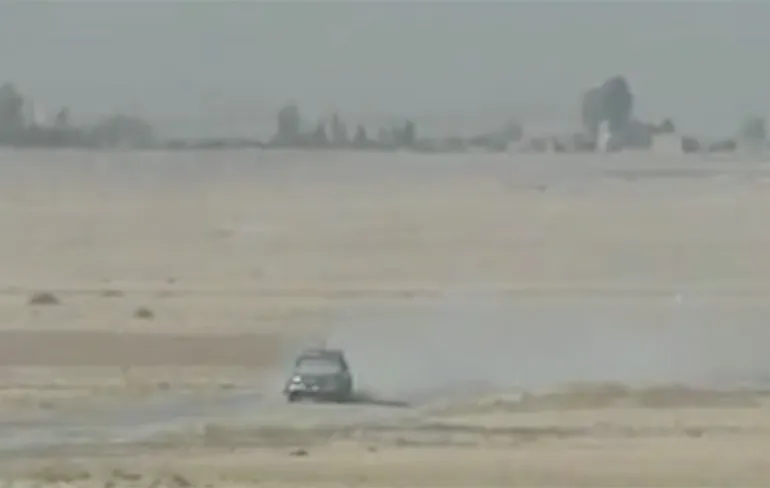 Franse troepen schieten zelfmoordbus IS en inzittenden naar 72 maagden!