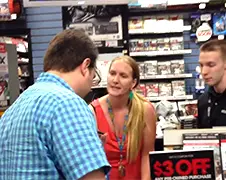 Gamestop medewerker ontslagen na bijdehande opmerking