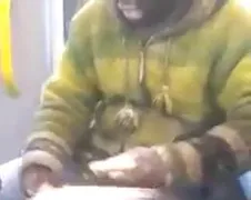 Gast wil absoluut nog niet gaan slapen...