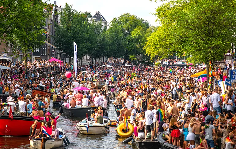 Gelukkig hebben we de foto’s nog: De Canal Pride Amsterdam 2018