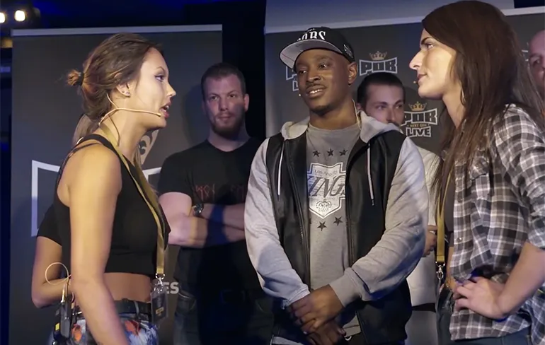 Gezellige harde punchout battle tussen Luigi en Subb