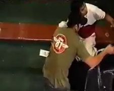 Gezellige matpartij tijdens een vechtsportgala