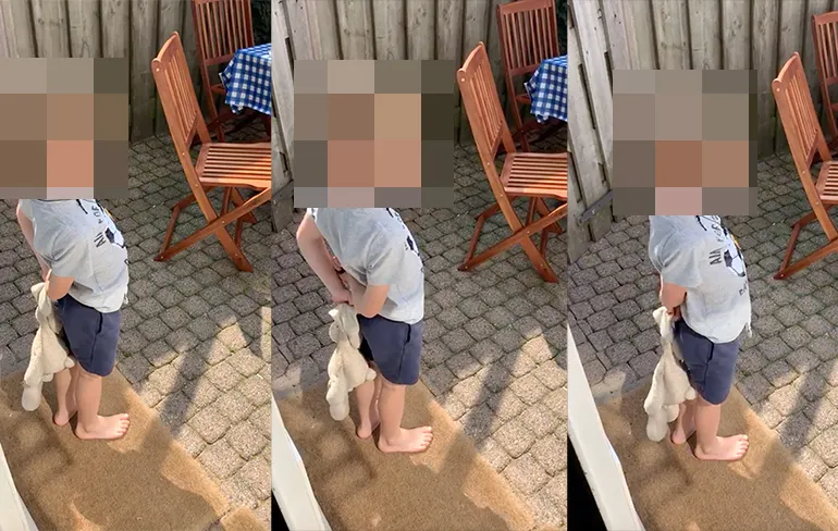 Giel heeft het zwaard van papa of mama gevonden