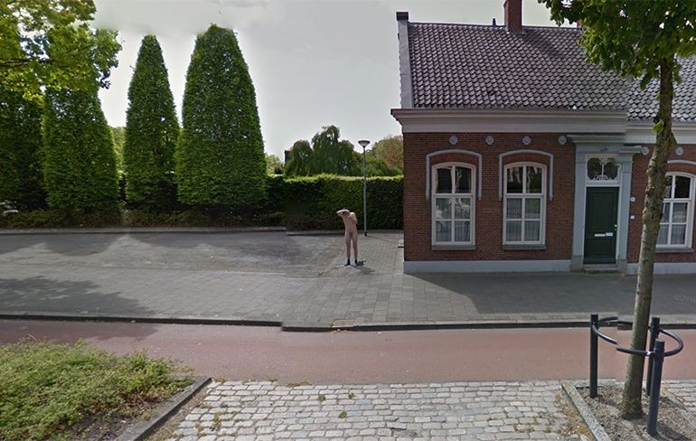 Google Maps toont naakte man in Groningen!