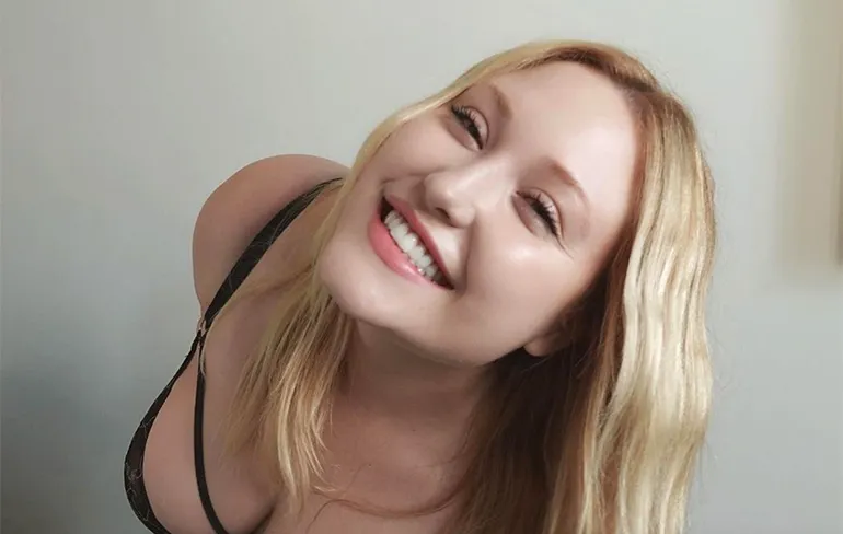 Hayley, dochter van David Hasselhoff, is eerste plus size naaktmodel voor Playboy