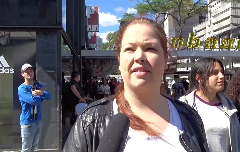 Heel erg ongemakkelijk: Gewoon Doen probeert zwangere vrouwen te pranken...