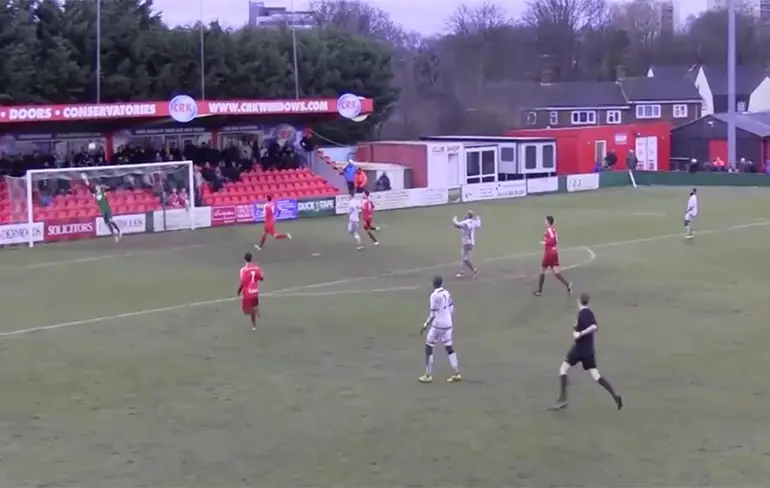 Hemel Hempstead Town keeper Jamie Butler scoort gelijkmaker in blessuretijd
