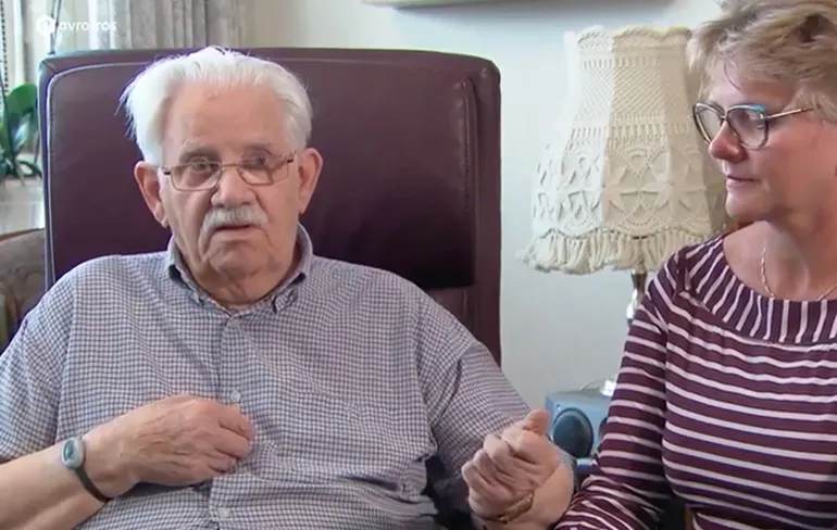 Henk kreeg goedkoop adresje voor wilde nacht, bleek zijn eigen vrouw te zijn