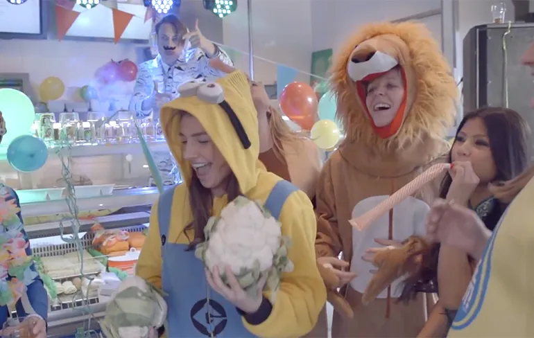 Herrie Hardstyles ft. FeestDJRuud - Hallo! (Het Is Carnaval)