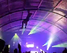 Het hogerop zoeken op The Qontinent vanuit andere hoek