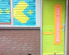 Huis buurman voorzien van 20 euro aan Post-it notes!