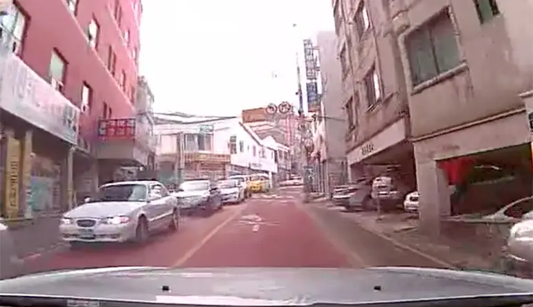 Iedereen opzij, ik ben een bus en wil er door!