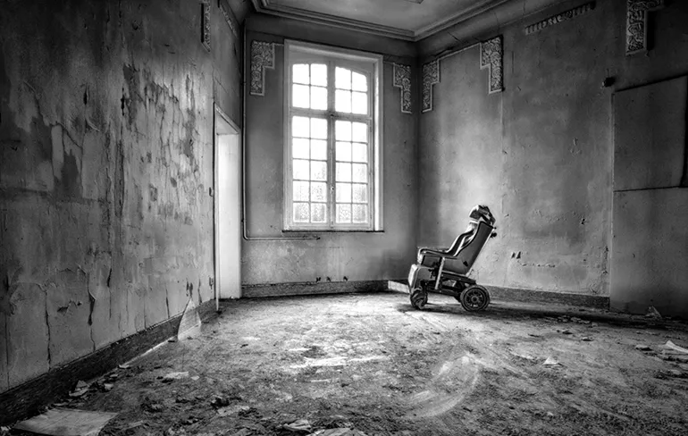 In Beeld: Verlaten psychiatrische kliniek voor geesteszieke vrouwen