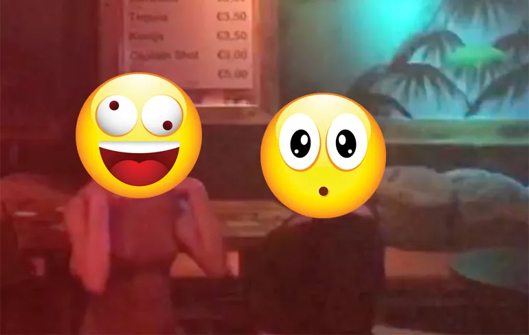 In feestcafe De Kapitein Breda: Shirt uit en Zwaaien!