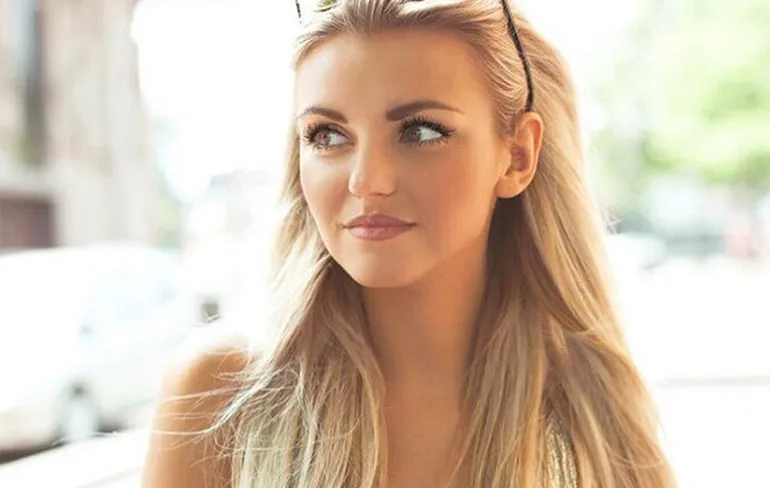 Is Roos van der Aa de nieuwe vriendin van Max Verstappen?