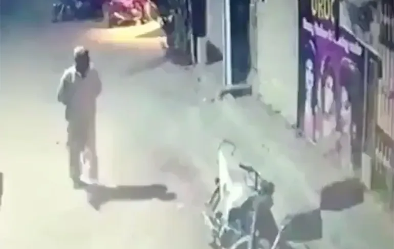 Je doet rare dingen als je geen date voor Valentijnsdag hebt