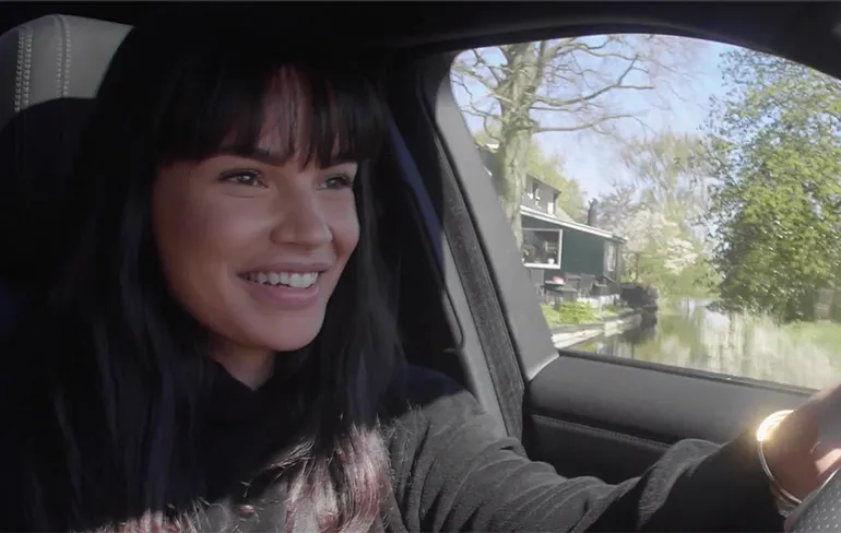 Jebroer helpt snelheidsmaniakken om boetes te vermijden