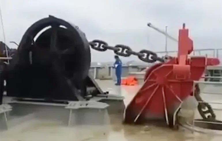 Kapitein, we hebben een klein probleempje met het anker...