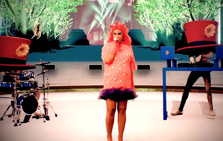 Katy Perry doet nummer Firework tijdens virtueel Tomorrowland
