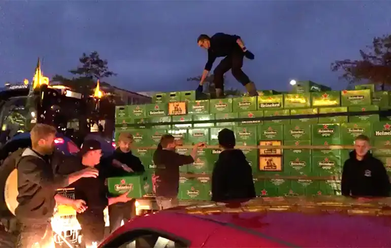 Keet Herveld brengt eventjes 650 kratjes weg