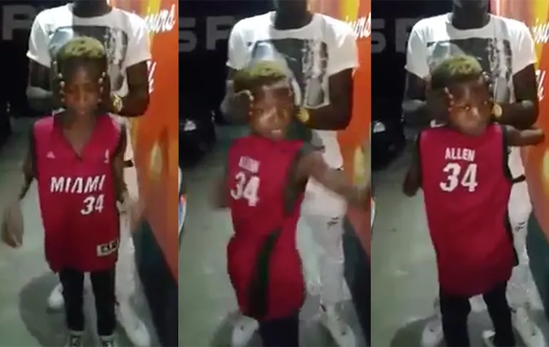 Kind kan zijn hoofd 180 graden Exorcist style draaien