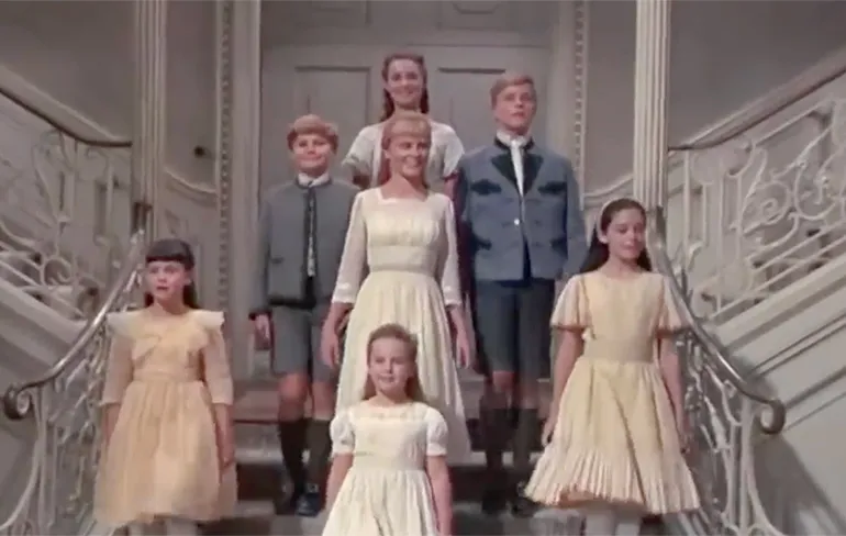 Kinderen Von Trapp uit The Sound of Music zingen over Trump