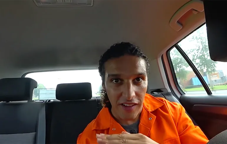 Knuffelmarokkaan Ali B op de vlucht in Jachtseizoen