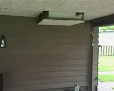 Ergens in Raalte... Koelkast verborgen in het plafond...