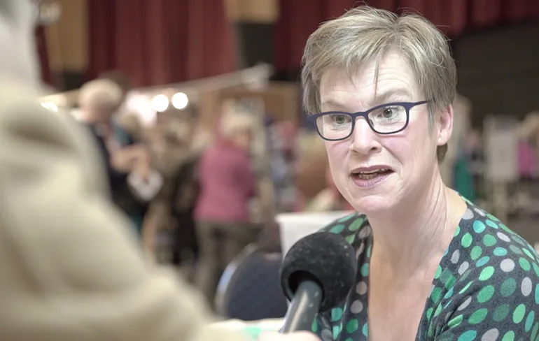 Kort Pittig Galore: Zijn de Nederlandse breidagen echt zo leuk?