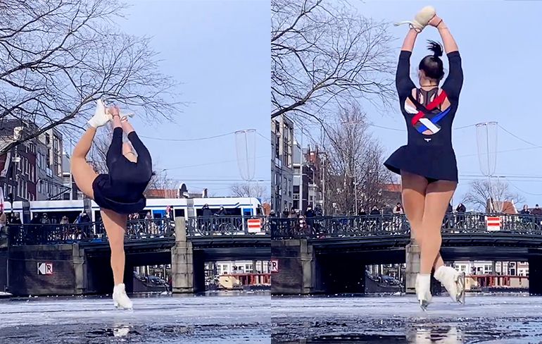 Kunstschaatsster Linden van Bemmel laat op de Amsterdamse Prinsengracht zien hoe goed ze is