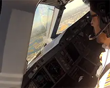 Landing New York JFK Emirates A380 vanuit de cockpit