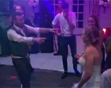 Lekker stampen op je bruiloft met DJ Partyraiser