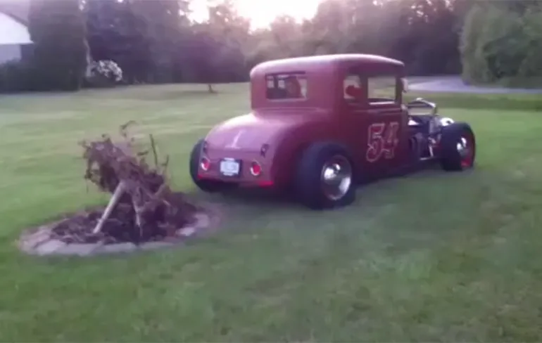 Lucifers om kampvuur aan te steken? Nee, start de auto wel!