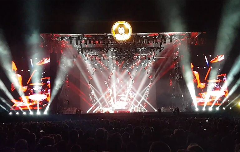 Meteoor tijdens optreden Foo Fighters op Pinkpop