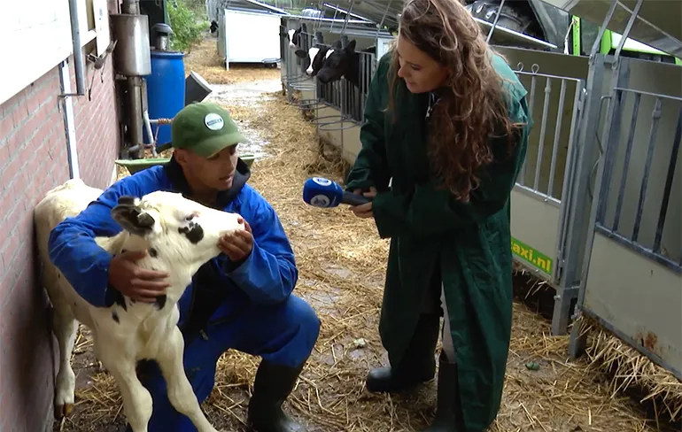 Michelle Willemsen op bezoek bij Marokkaanse boer Ayoub