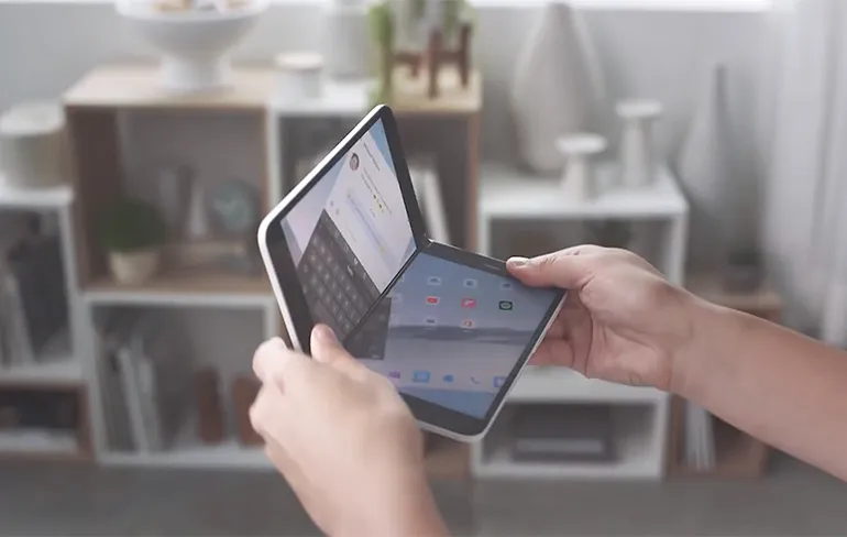 Microsoft Surface Duo is eigenlijk gewoon een Nintendo 3DS om mee te bellen