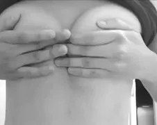 Mindfuck: Lekker tieten kijken...