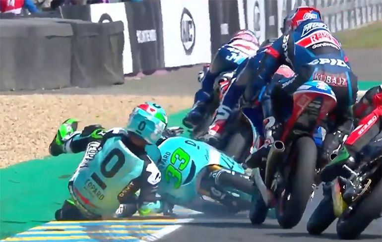 Moto3-rijder Jakub Kornfeil wil absoluut niet de grindbak in