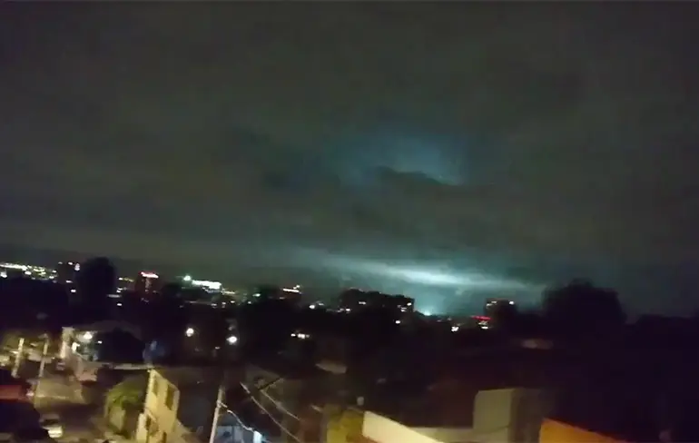 Mysterieuze lichten tijdens aardbeving in Mexico