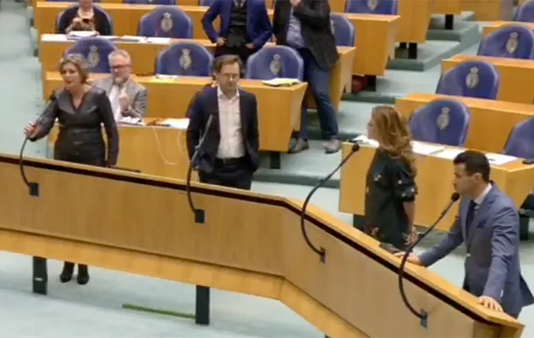 Nederland slaat helemaal door: Bemanning moet bemensing worden