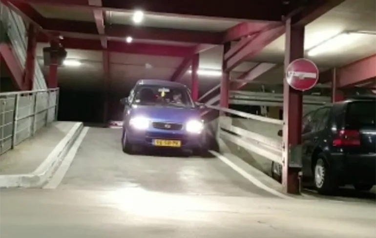 Nederlanders betalen niet voor Duitse garage