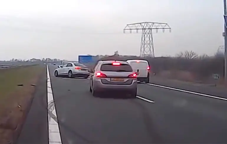 Nee joh, lachgas en rijden kan wel. O toch niet!