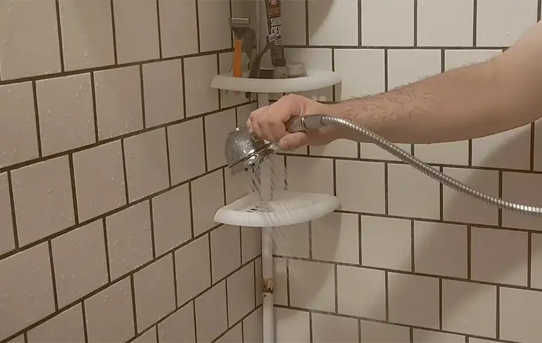 Nieuwe douchekop kan zelf zweven